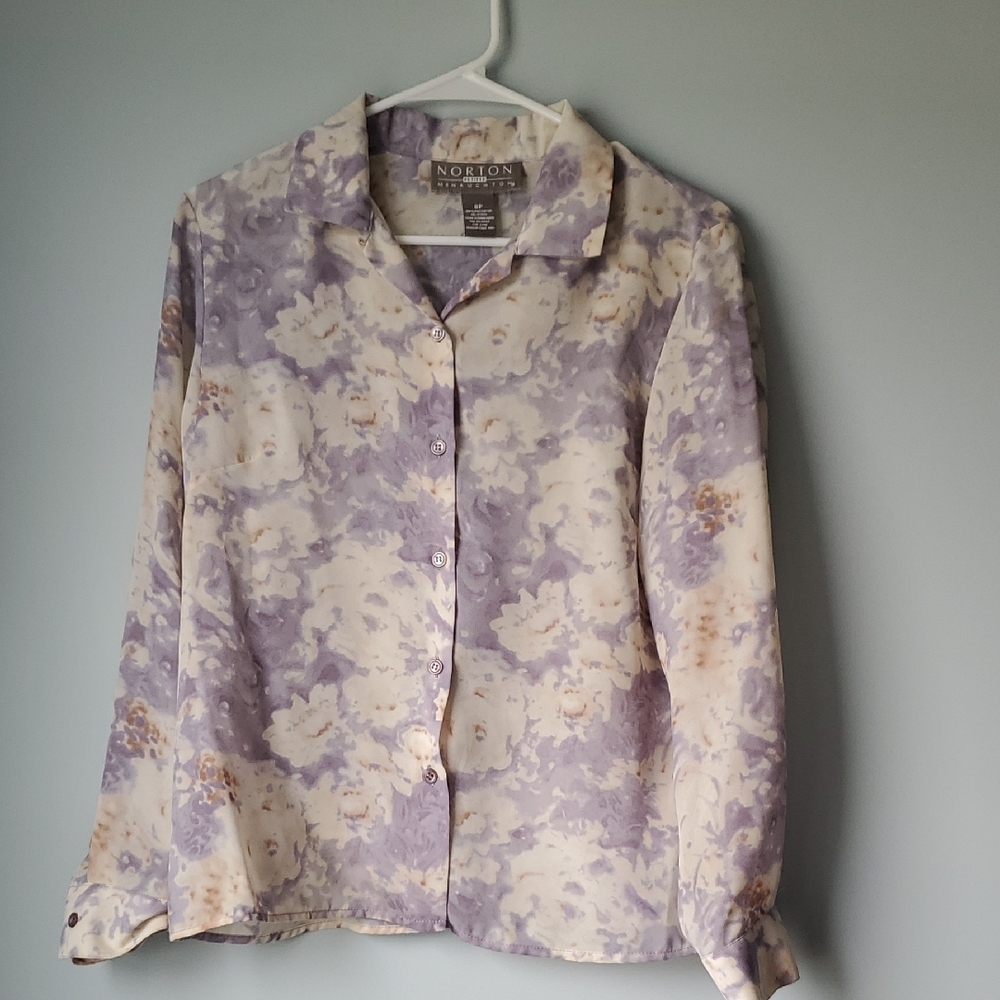 Beautiful Norton McNaughton Lavender and Cream Floral Blouse